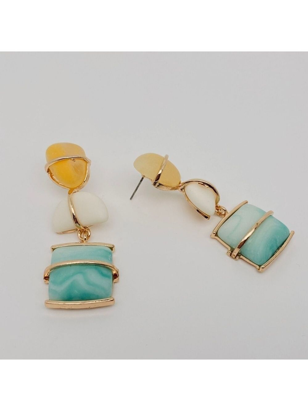 Gold Geometric Earrings Resin Stones Bohemian Designed - Picture 2 of 3